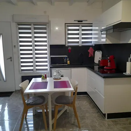 Apartment T2 Duplex Independant *